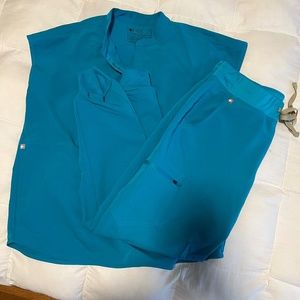 Figs Rafaela and Zamora scrub set